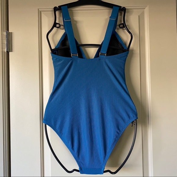 Kona Sol Blue Women’s Ribbed 1 piece Swimsuit Sm - Picture 4 of 10